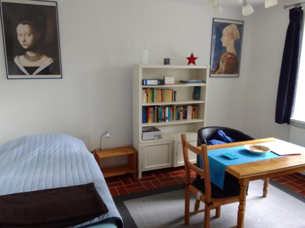 Apartment Laendliche 1-raumwohnung Im Park