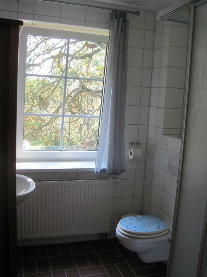 Laendliche 1-raumwohnung Im Park * Thulendorf